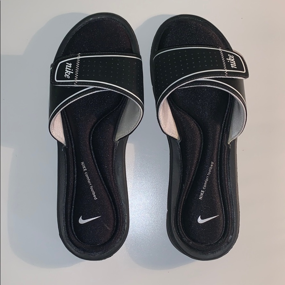 Women’s Black Nike Slides